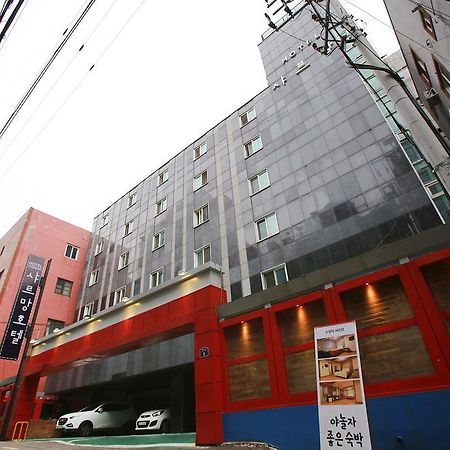 Charmant Hotel Suwon Exterior foto